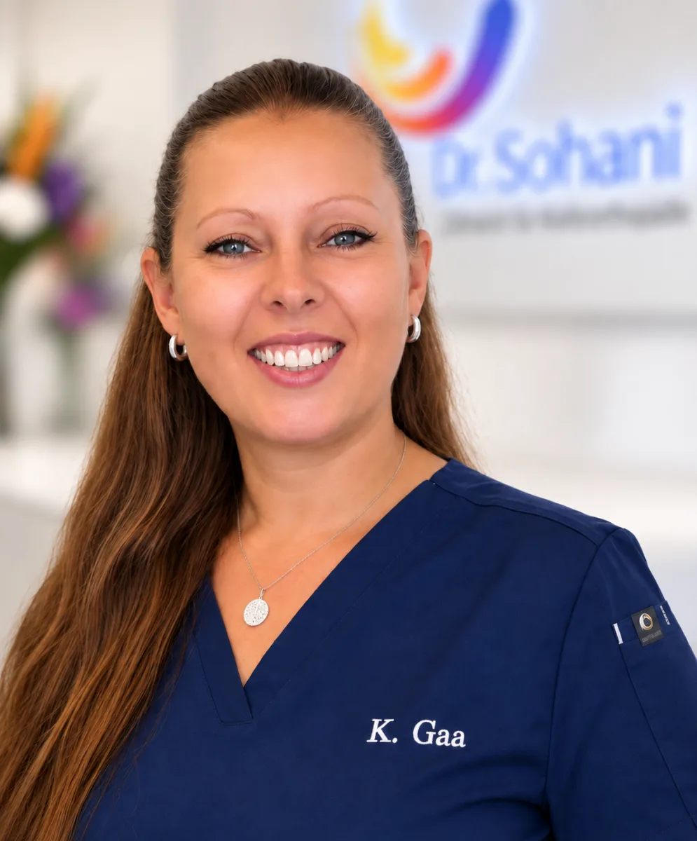 Frau Gaa, Zahnmedizinisch Fachangestellte