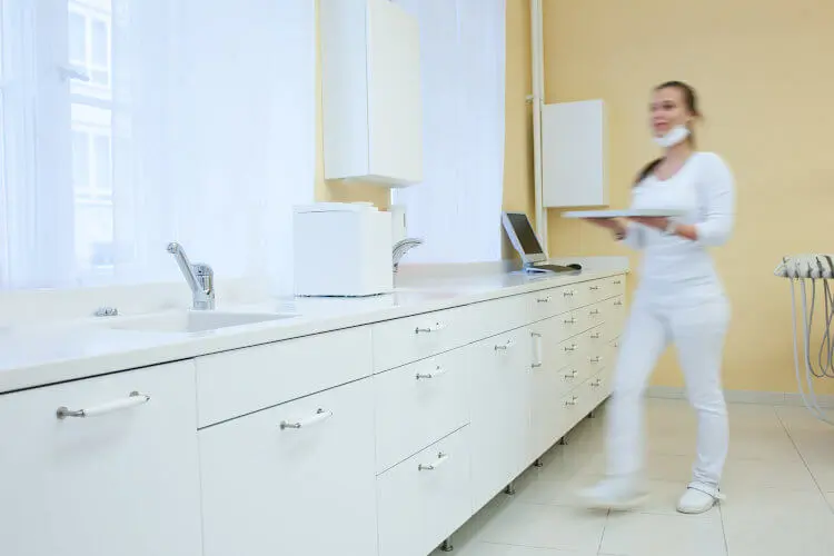 Behandlungszimmer für Kieferorthopädie Dr Sohani